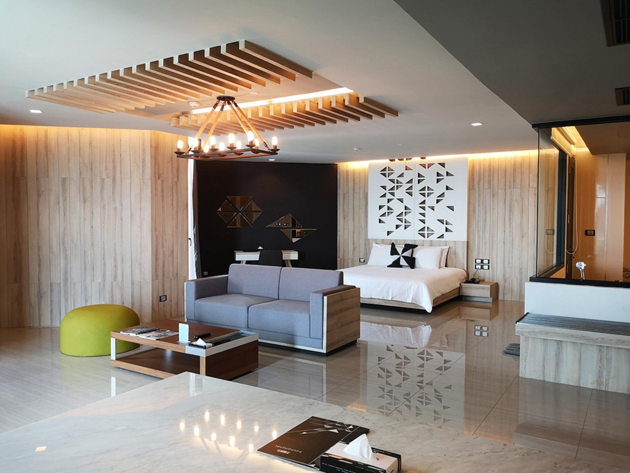 Tsix5 Phenomenal Hotel Pattaya Dış mekan fotoğraf
