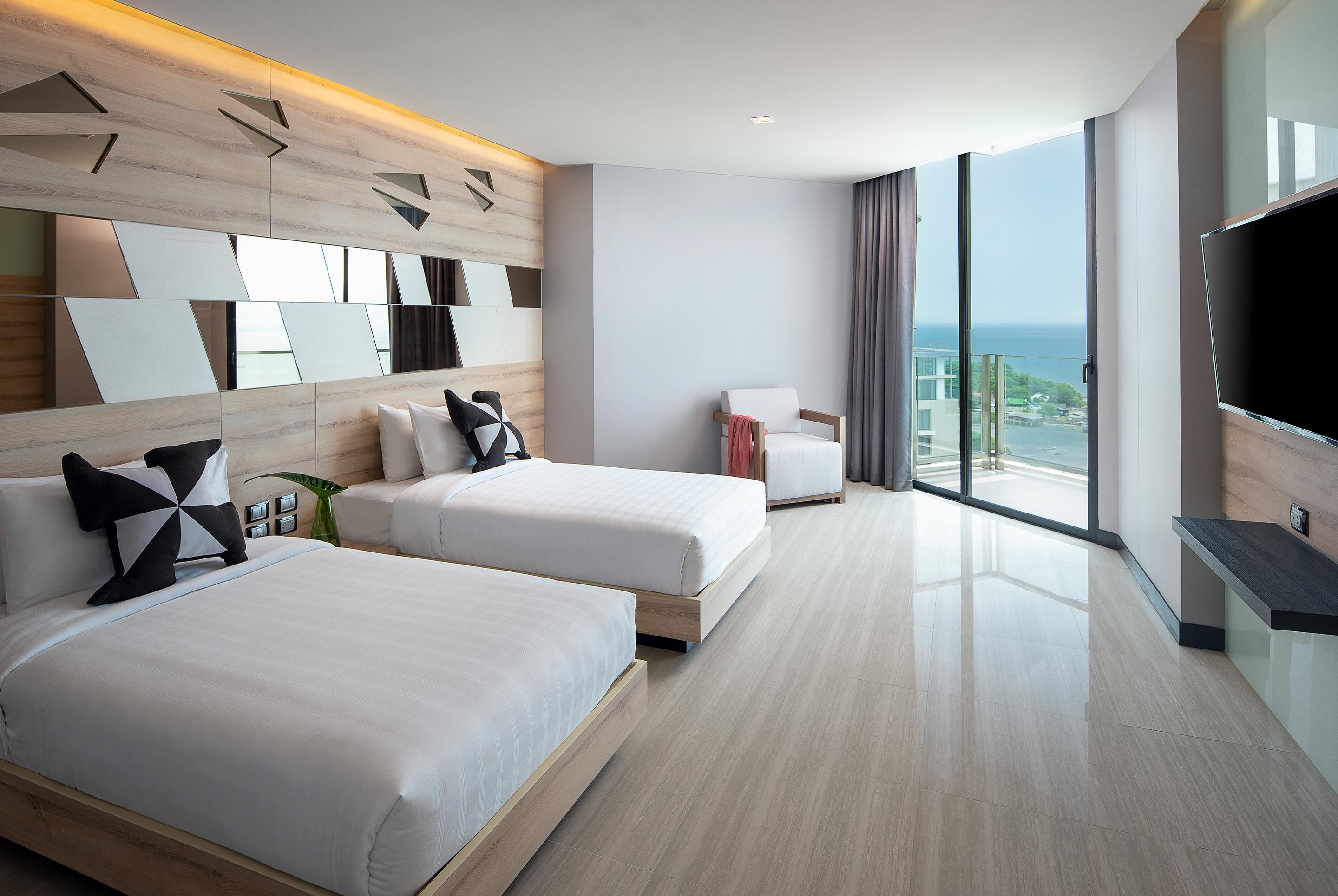 Tsix5 Phenomenal Hotel Pattaya Dış mekan fotoğraf